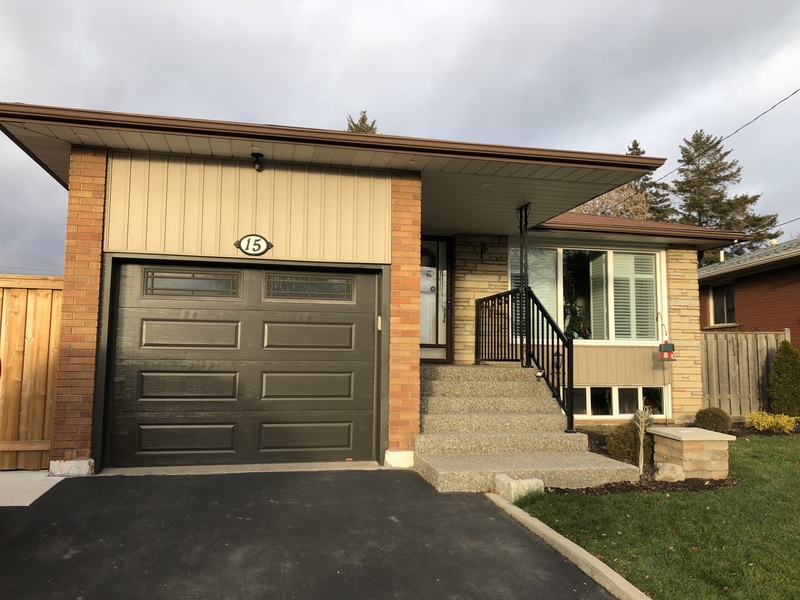 15 Purdy Cres.